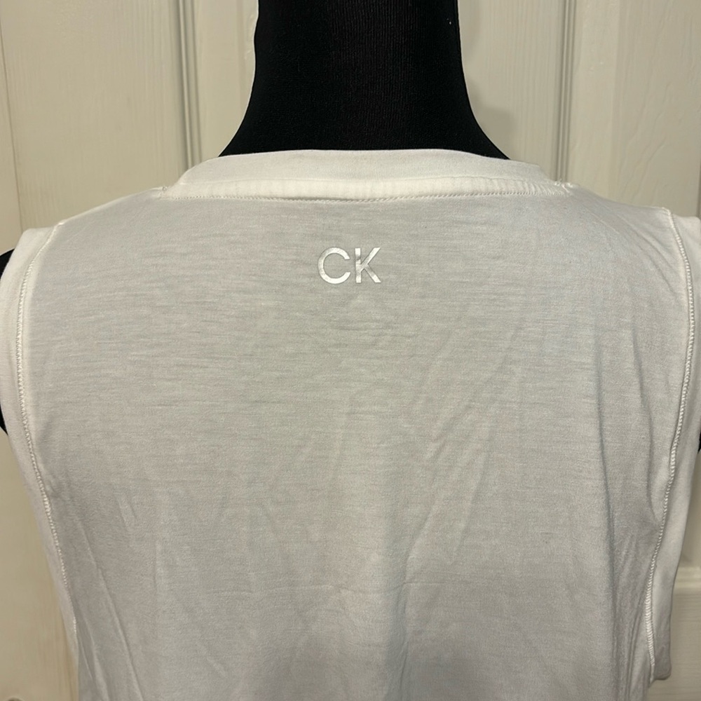 Calvin Klein Performance Tank - Picture 5 of 8